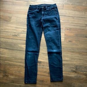 WHBM Medium Wash Skinny Jeans